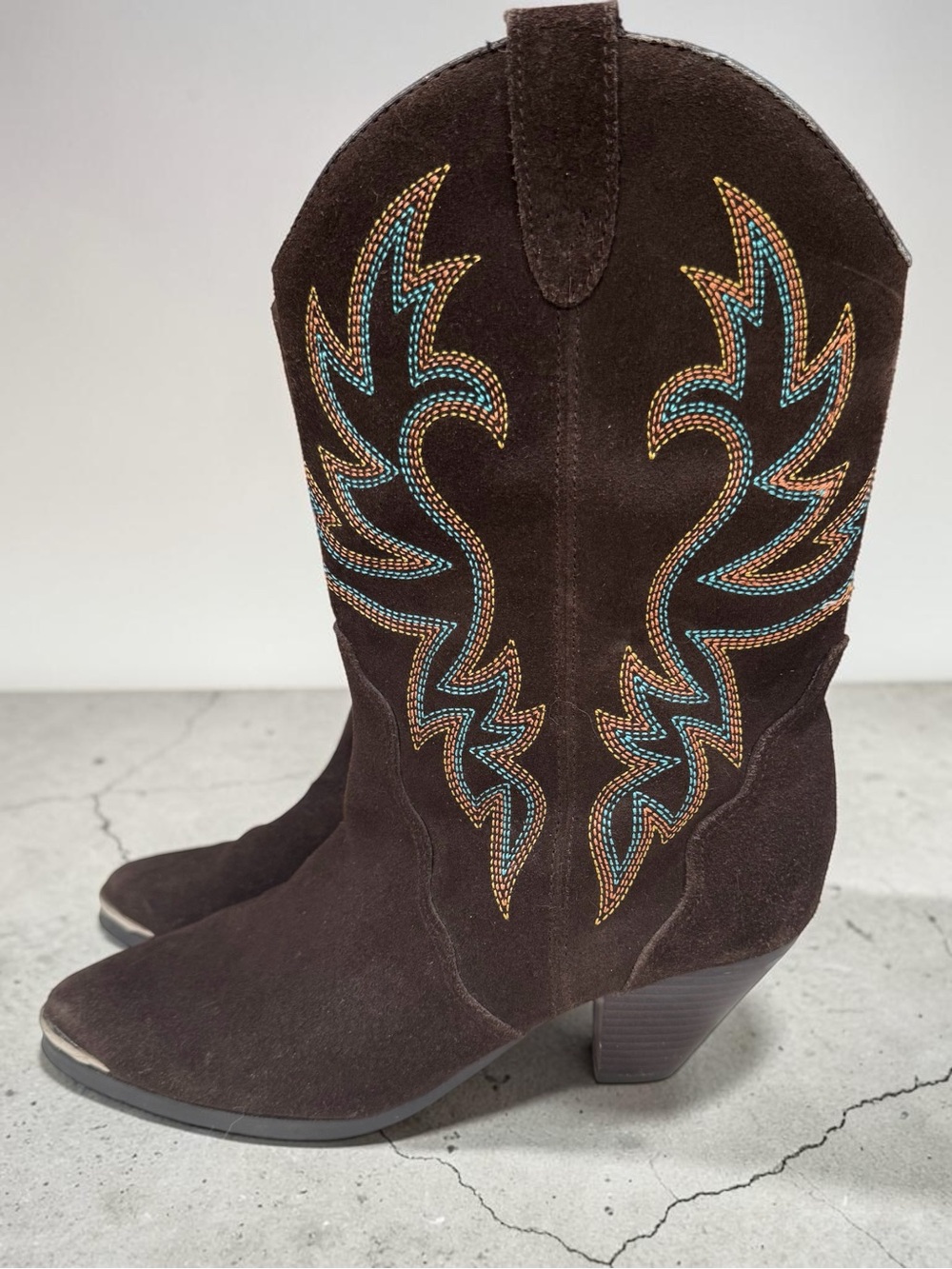 VTG Dingo Women’s Brown Suede Western Heeled Boots Turquoise Gold Stitching